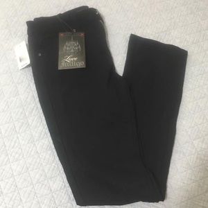 Black Jeans (Jeggings)